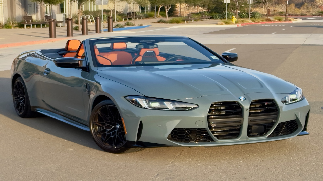 BMW M4 Convertible: Mobil Sport Atap Terbuka yang Memadukan Performa